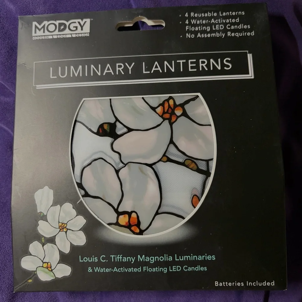 Magnolia Luminary Lanterns - White Floral Window Accent